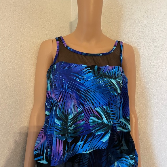 Miraclesuit Other - Blue Tropical Print Layered Tank Top
